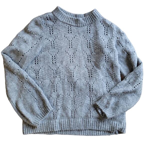 GAP Gray Eyelet Knit Sweater M Mock Neck Textured Soft Fuzzy Minimalist Quietlux - Picture 3 of 9